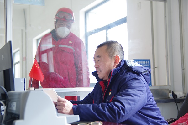 1674450841192583.jpeg 認(rèn)真核對(duì)開票信息.jpg