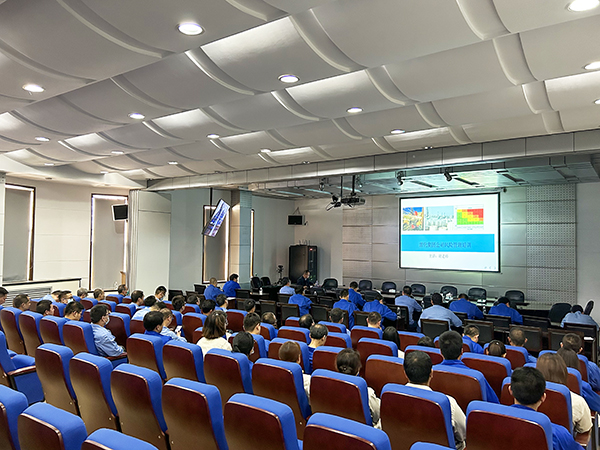 4月18日下午，公司組織舉辦安全風(fēng)險(xiǎn)管理專題培訓(xùn)。 (1)600.jpg