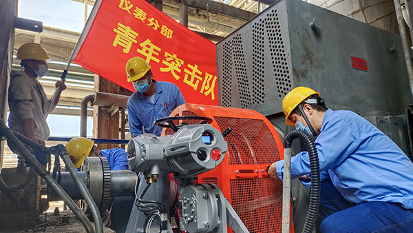 1688612087265787.jpeg 青年突擊隊(duì)現(xiàn)場(chǎng)檢修.jpg