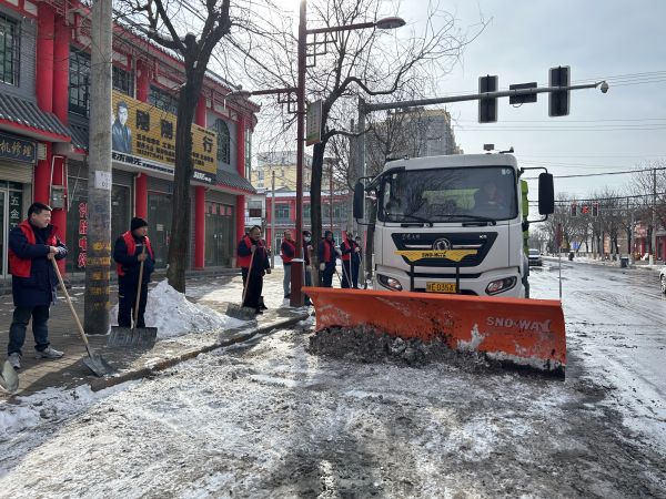 1.24黨員聯(lián)動保安全 志愿服務顯擔當 (圖3).jpg