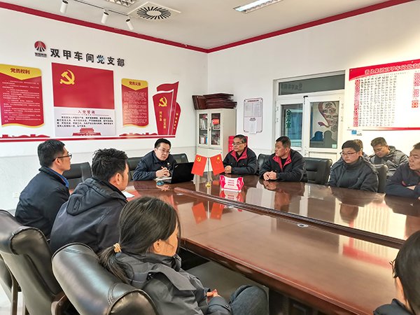 車間主任王琨正在宣講   600.jpg